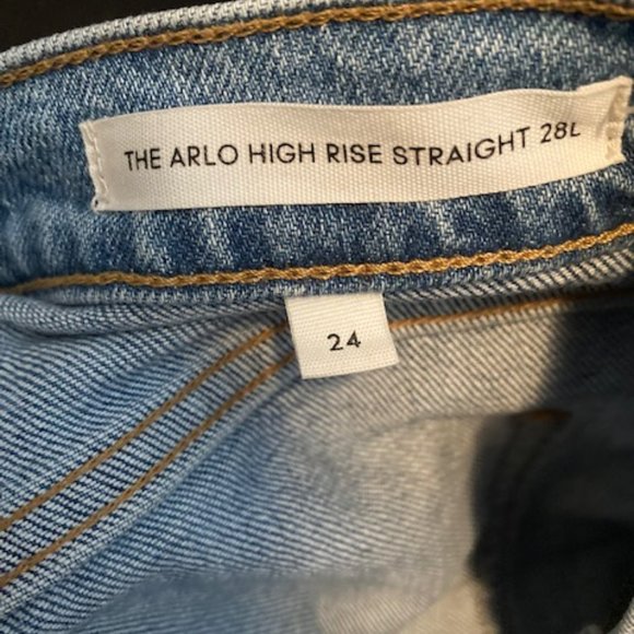 Aritzia Denim Forum The Arlo High Rise Straight 28L - Size 24 Picture this Bleu - Picture 2 of 9